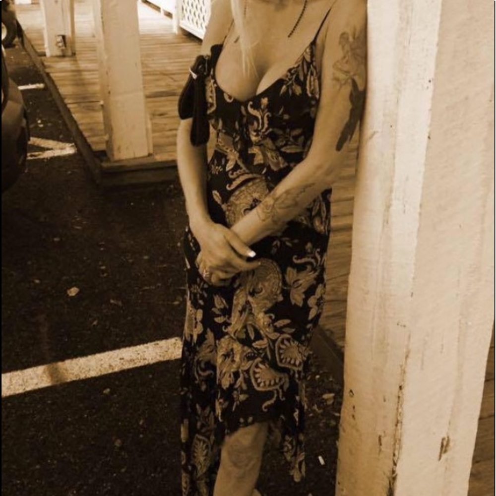 Bebe dress